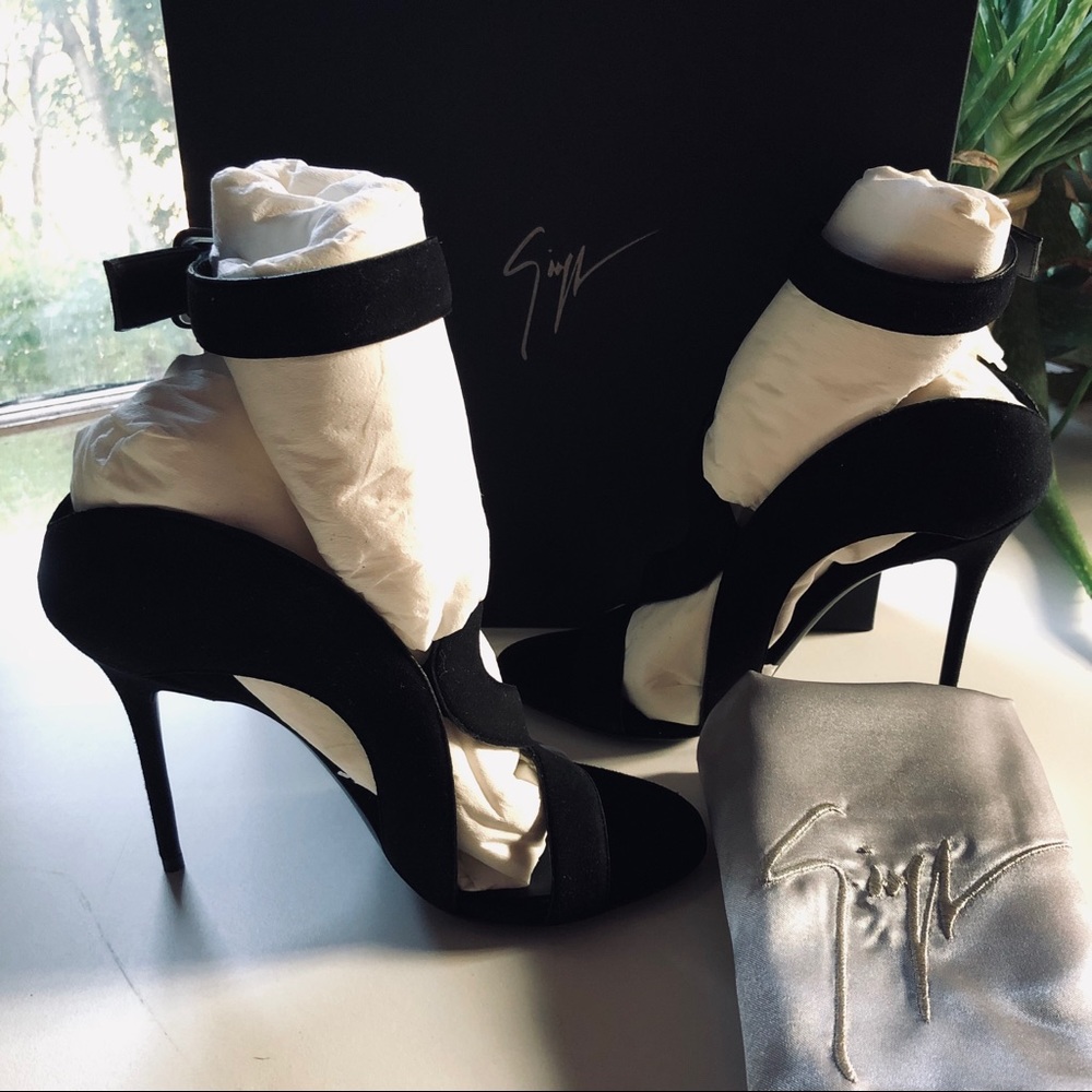 GIUSEPPE ZANOTTI Black Celebrity Heels - NEW - Picture 3 of 8